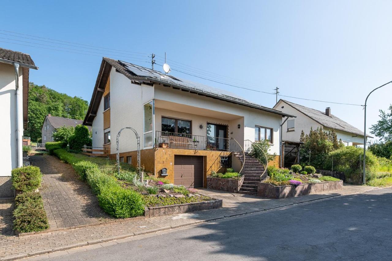 Ferienwohnung Am Steinchen Mettlach Luaran gambar